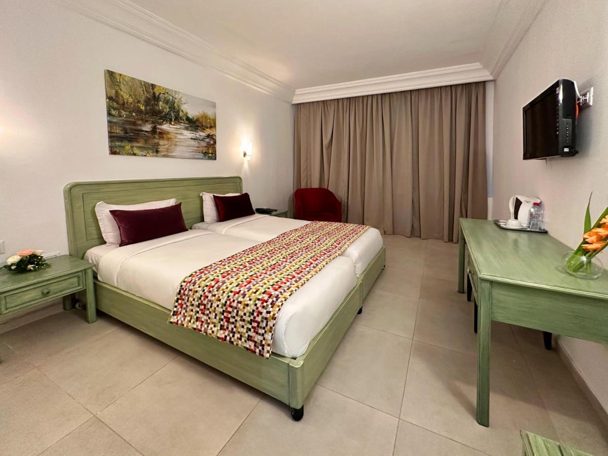 El Oumara Hotell Tunis Exteriör bild
